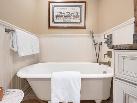 Tiny photo for 426 W Maple Street, Lombard, IL 60148 (MLS # 12782360)