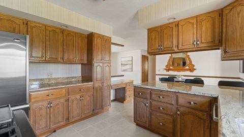 Tiny photo for 13424 S Utah Avenue, Davenport, IA 52804 (MLS # 12593172)