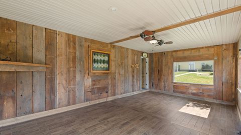 Tiny photo for 13424 S Utah Avenue, Davenport, IA 52804 (MLS # 12593172)