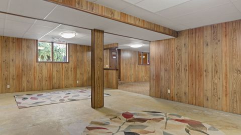 Tiny photo for 13424 S Utah Avenue, Davenport, IA 52804 (MLS # 12593172)