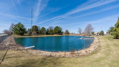 Tiny photo for 13424 S Utah Avenue, Davenport, IA 52804 (MLS # 12593172)