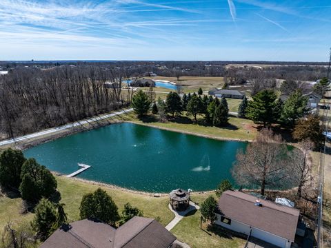 Tiny photo for 13424 S Utah Avenue, Davenport, IA 52804 (MLS # 12593172)