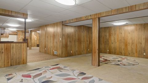 Tiny photo for 13424 S Utah Avenue, Davenport, IA 52804 (MLS # 12593172)