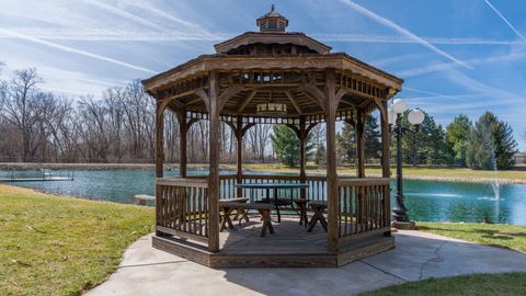 Tiny photo for 13424 S Utah Avenue, Davenport, IA 52804 (MLS # 12593172)