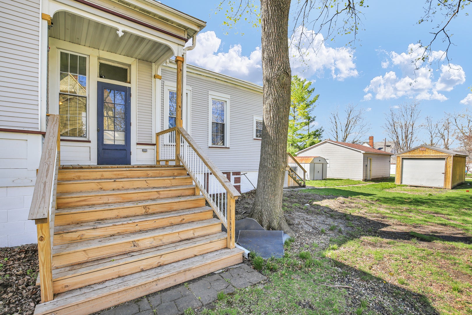 343 W Center Street