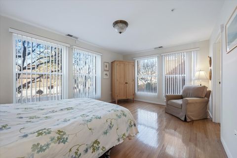 Tiny photo for 1925 Lake Avenue #104, Wilmette, IL 60091 (MLS # 12565789)