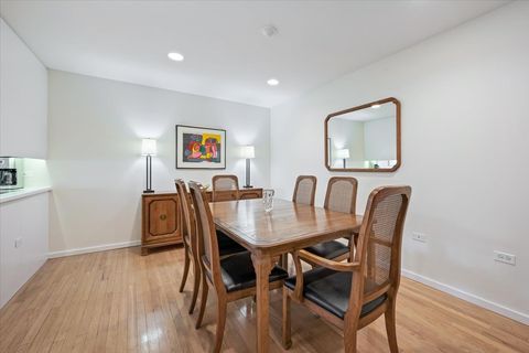 Tiny photo for 1925 Lake Avenue #104, Wilmette, IL 60091 (MLS # 12565789)