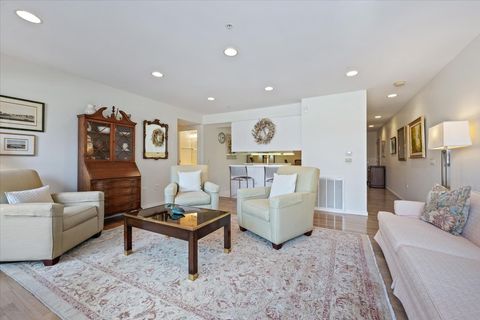 Tiny photo for 1925 Lake Avenue #104, Wilmette, IL 60091 (MLS # 12565789)