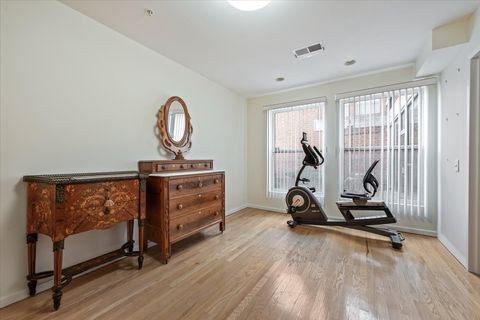 Tiny photo for 1925 Lake Avenue #104, Wilmette, IL 60091 (MLS # 12565789)