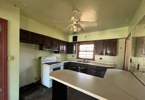 Tiny photo for 2312 S Central Avenue, Rockford, IL 61102 (MLS # 12591179)