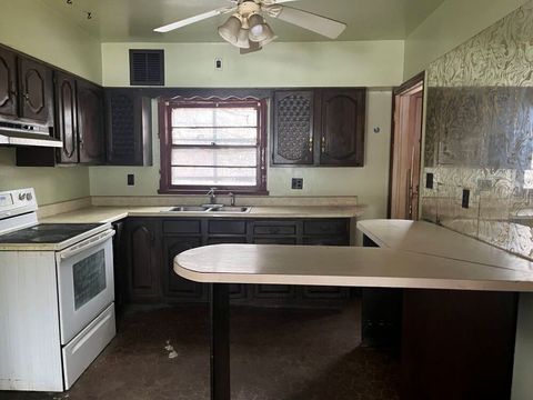 Tiny photo for 2312 S Central Avenue, Rockford, IL 61102 (MLS # 12591179)