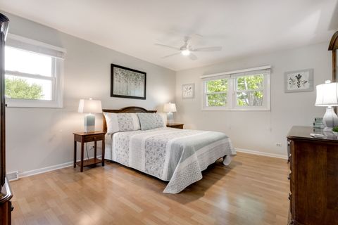 Tiny photo for 900 Dearborn Circle, Carol Stream, IL 60188 (MLS # 12630380)