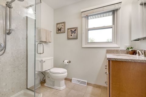 Tiny photo for 900 Dearborn Circle, Carol Stream, IL 60188 (MLS # 12630380)