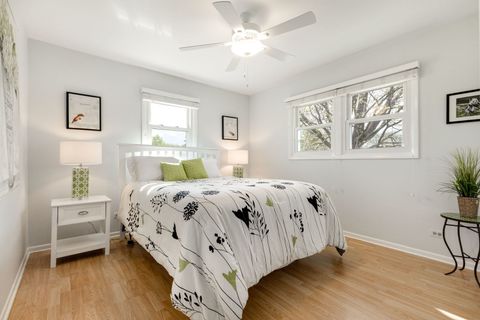 Tiny photo for 900 Dearborn Circle, Carol Stream, IL 60188 (MLS # 12630380)