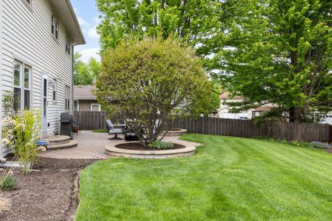 Tiny photo for 900 Dearborn Circle, Carol Stream, IL 60188 (MLS # 12630380)