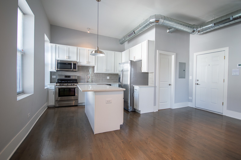 1044 W 18th Street 3F