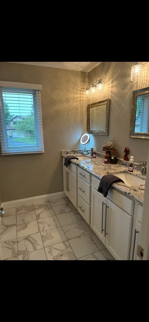 Tiny photo for 1810 Golf View Drive, Bartlett, IL 60103 (MLS # 12585211)