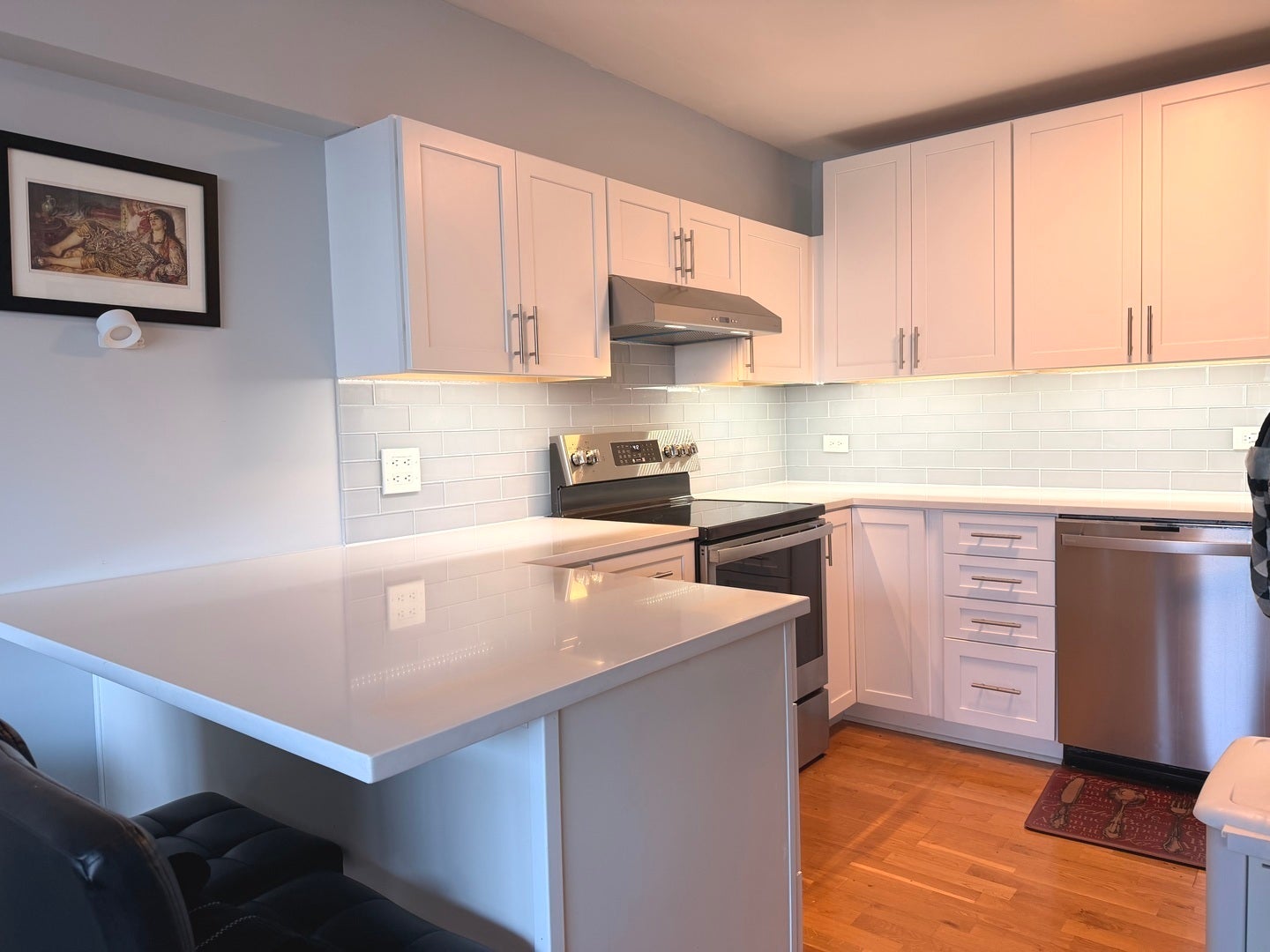 4250 N Marine Drive 2909