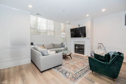 Tiny photo for 2418 N SOUTHPORT Avenue #1, Chicago, IL 60614 (MLS # 12415645)