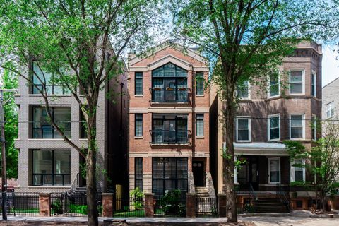 Photo of 2418 N SOUTHPORT Avenue #1, Chicago, IL 60614 (MLS # 12415645)