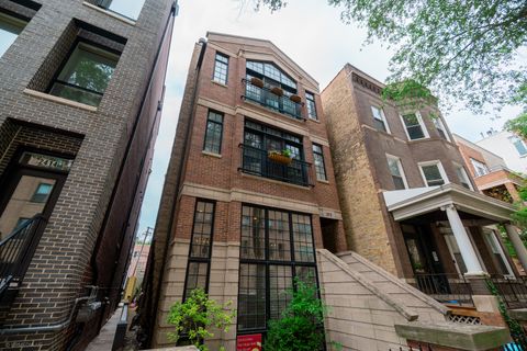 Tiny photo for 2418 N SOUTHPORT Avenue #1, Chicago, IL 60614 (MLS # 12415645)