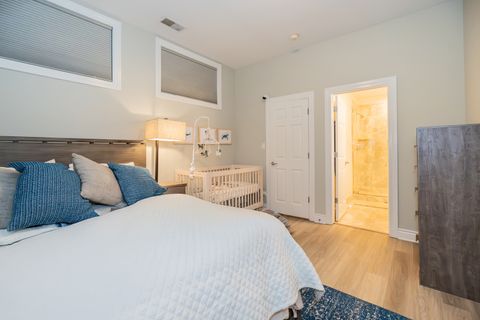 Tiny photo for 2418 N SOUTHPORT Avenue #1, Chicago, IL 60614 (MLS # 12415645)