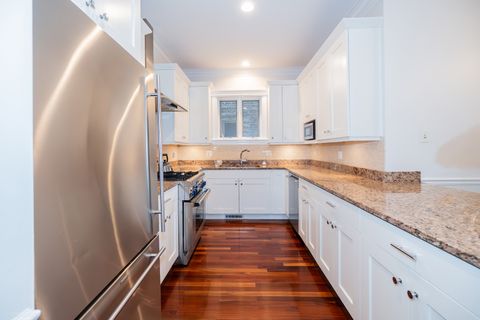 Tiny photo for 2418 N SOUTHPORT Avenue #1, Chicago, IL 60614 (MLS # 12415645)