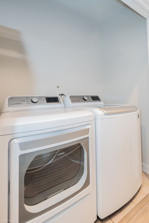 Tiny photo for 2418 N SOUTHPORT Avenue #1, Chicago, IL 60614 (MLS # 12415645)