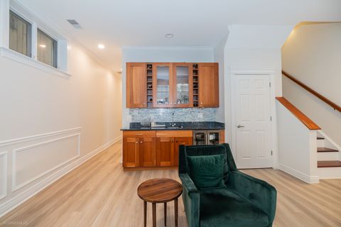 Tiny photo for 2418 N SOUTHPORT Avenue #1, Chicago, IL 60614 (MLS # 12415645)