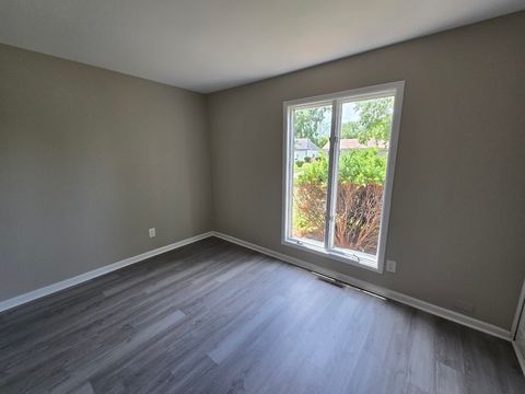 Tiny photo for 3 Sonora Drive, Montgomery, IL 60538 (MLS # 12679226)