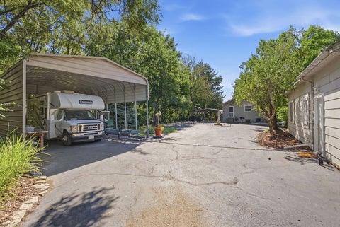 Tiny photo for 635 21st Street, Bettendorf, IA 52722 (MLS # 12769814)