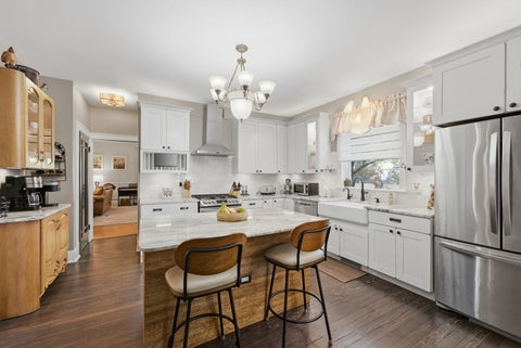 Tiny photo for 635 21st Street, Bettendorf, IA 52722 (MLS # 12769814)