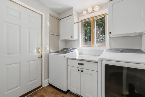 Tiny photo for 635 21st Street, Bettendorf, IA 52722 (MLS # 12769814)