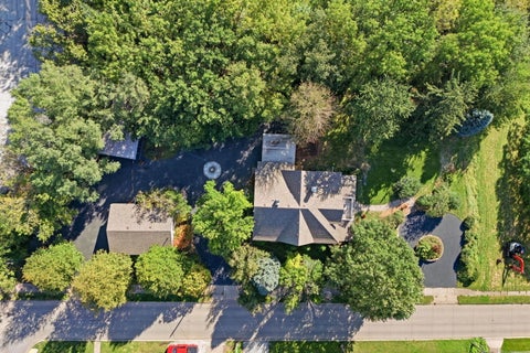 Tiny photo for 635 21st Street, Bettendorf, IA 52722 (MLS # 12769814)