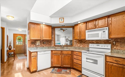 Tiny photo for 154 LAKE THUNDERBIRD Drive, Putnam, IL 61560 (MLS # 12720608)