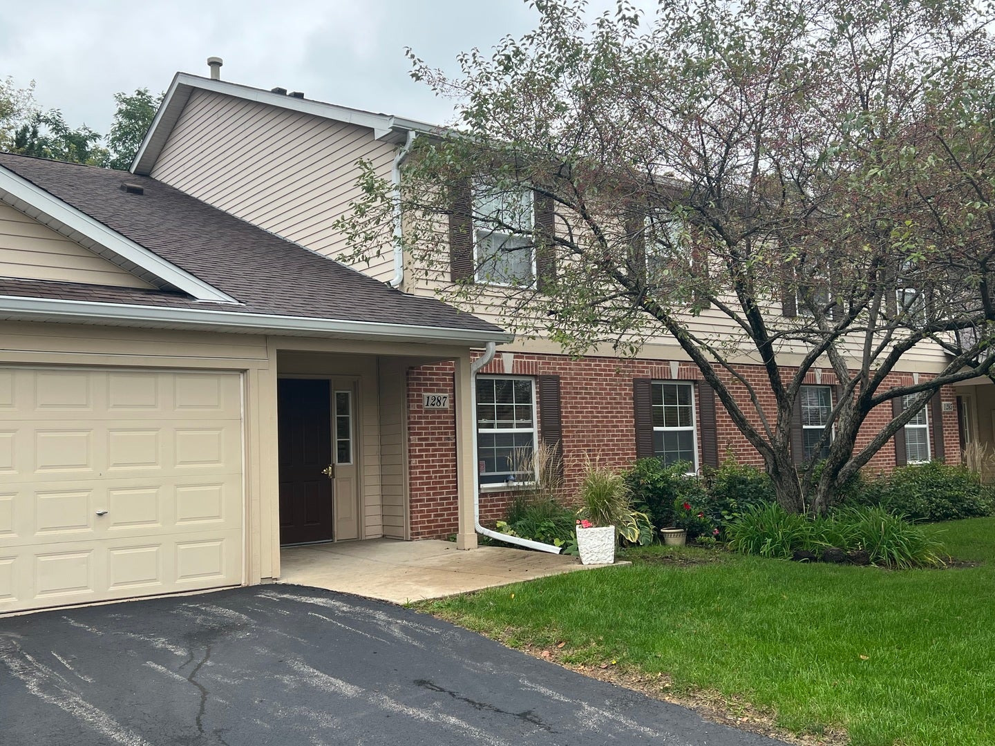 1287 N RED OAK Circle 4