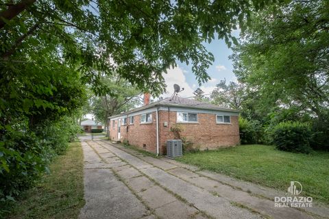 Tiny photo for 15422 Lincoln Avenue, Harvey, IL 60426 (MLS # 12496027)