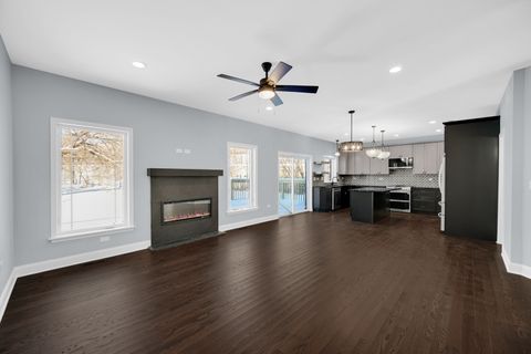 Tiny photo for 6532 W 112th Street, Worth, IL 60482 (MLS # 12555324)