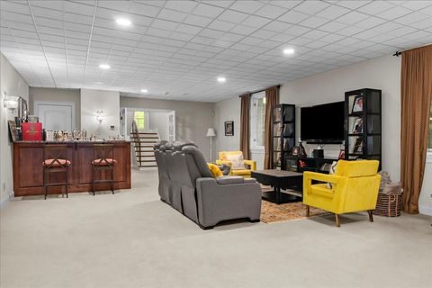 Tiny photo for 697 Bluff Road, Lake Bluff, IL 60044 (MLS # 12550728)