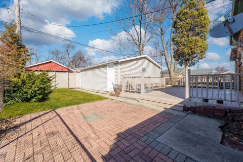 Tiny photo for 11536 S Campbell Avenue, Chicago, IL 60655 (MLS # 12587249)