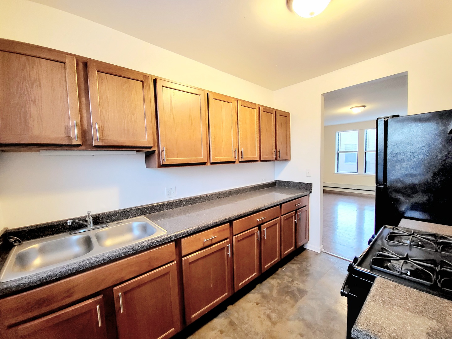 3215 W Diversey Avenue 304