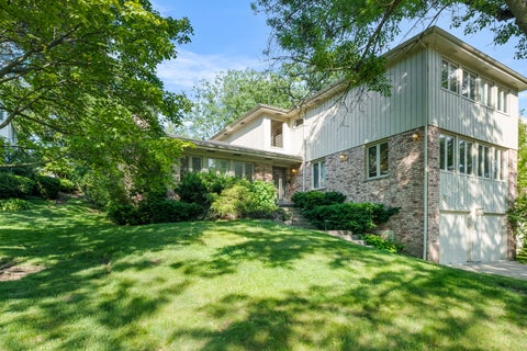 Photo of 559 Hillside Drive, Highland Park, IL 60035 (MLS # 12663650)