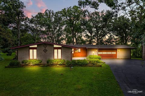 Photo of 3S984 Oakland Lane, North Aurora, IL 60542 (MLS # 12733284)