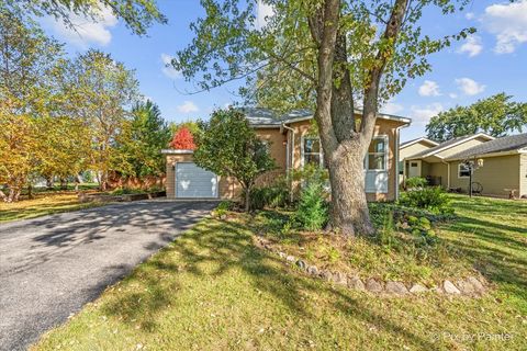 Tiny photo for 1398 Floresta Vista Lane, Crystal Lake, IL 60014 (MLS # 12486581)