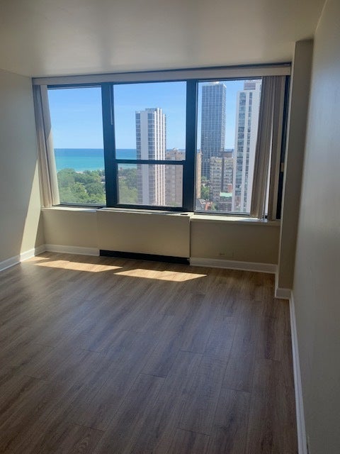 1560 N Sandburg Terrace 2104