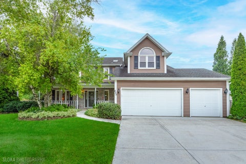 Photo of 620 Canyon Lane, Elgin, IL 60123 (MLS # 12724135)