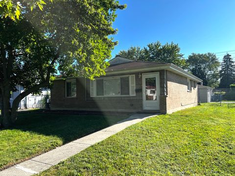 Photo of 1295 Greenbay Avenue, Calumet City, IL 60409 (MLS # 12466041)