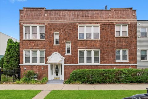 4100 W George Street Chicago IL 60641