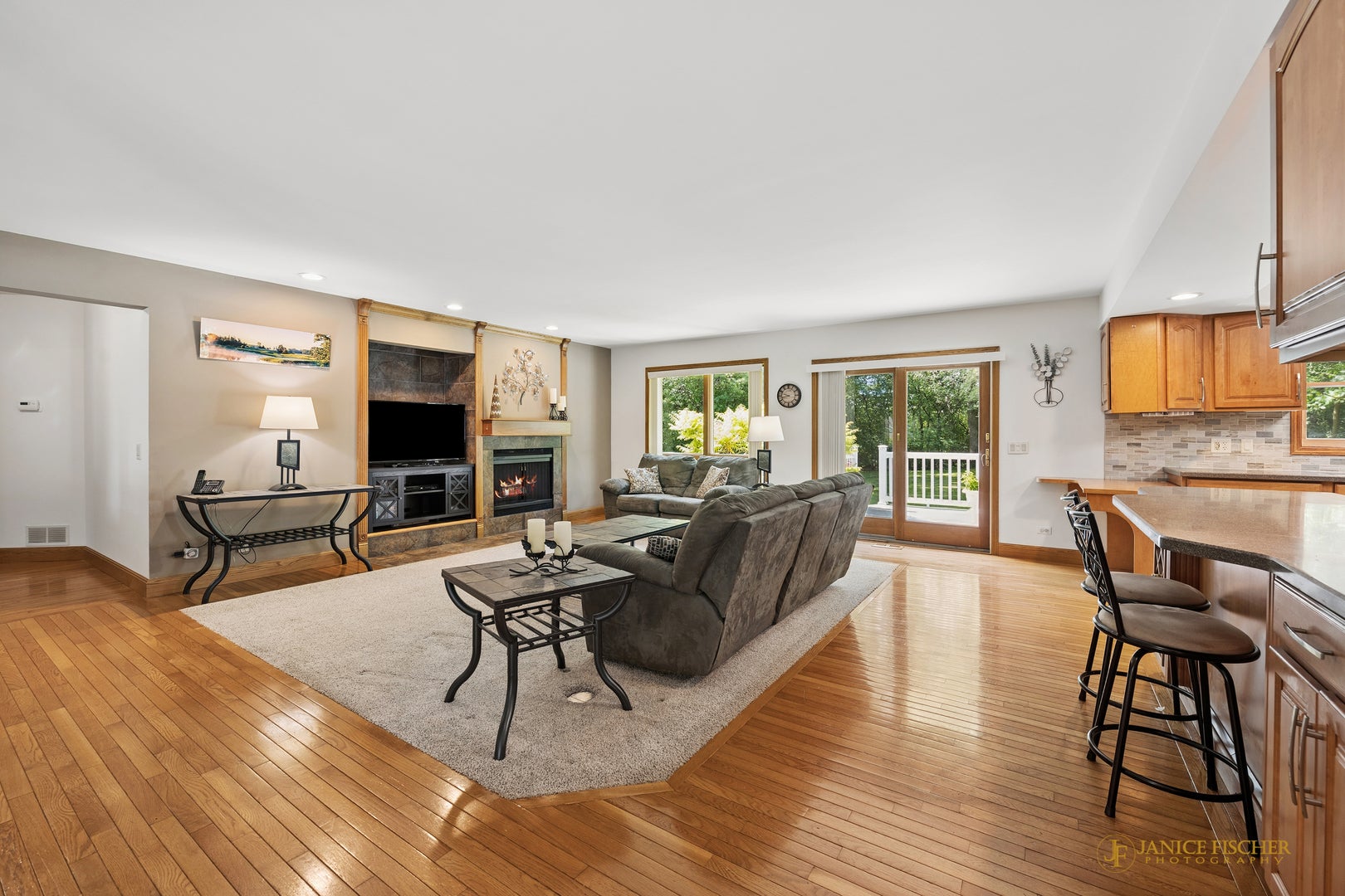 221 S Dawn Marie Drive