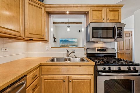 Tiny photo for 2346 W Augusta Boulevard #3F, Chicago, IL 60622 (MLS # 12474745)